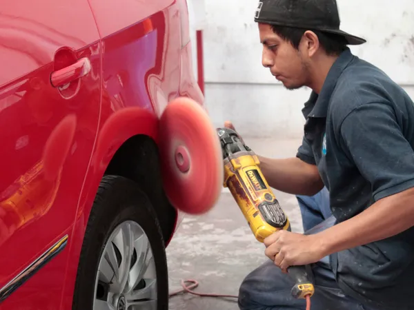 Detallado automotriz, trabajo 2